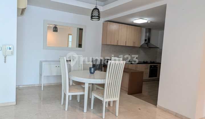 Apartemen Luas dengan View Cantik Dikawasan Strategis Setiabudi