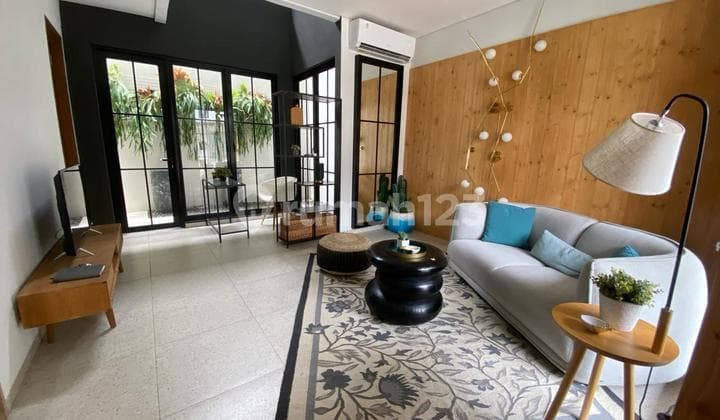 Nice Modern Small House With Victorian Style In Cireundeu Area