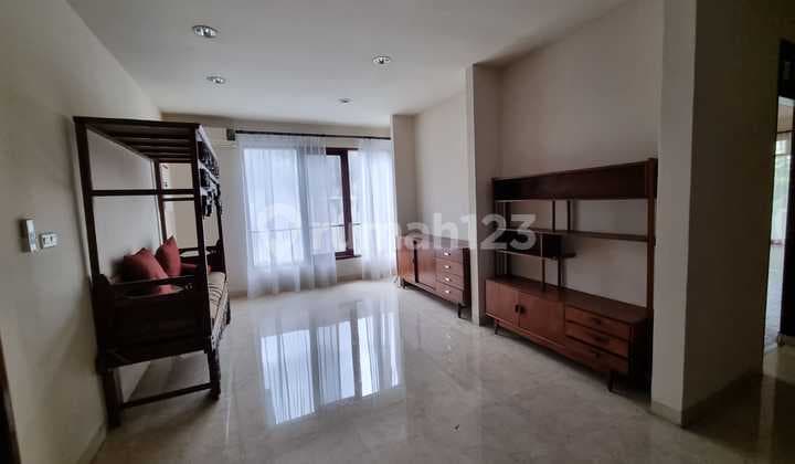 Beautiful House with Classic Style and Pooi in Quiet Area of Kebayoran Baru