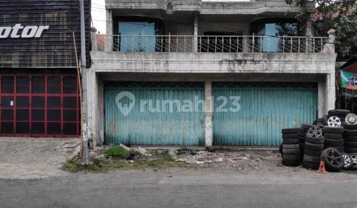 Showroom Raya Baratajaya Cocok Utk Usaha Mobil