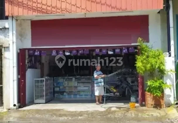 Roadside Store on Rungkut Menanggal Main Road, Strategic Location Roadside Store on Rungkut Menanggal Main Road, Strategic Location