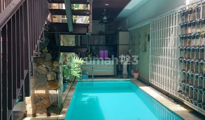 Luxury House with Pool in Citarum Renon Near Panjer Sanur Barito