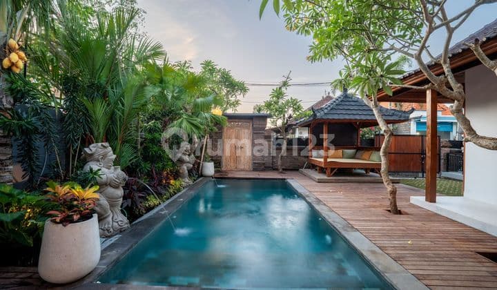Brand New Villa Balinese Style Di Jimbaran Dekat Gwk Sidewalk