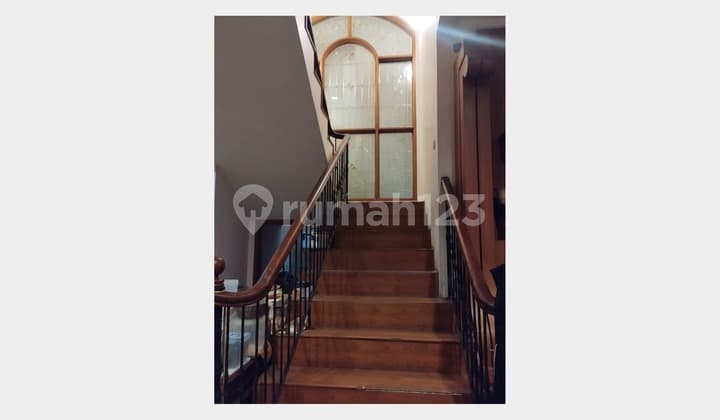 Rumah Lux siap huni pusat kota