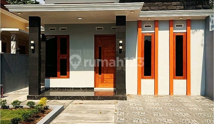 Rumah Dijual Dekat Pasar Barongan di Jl Imogiri Barat KM 13 Siap Huni
