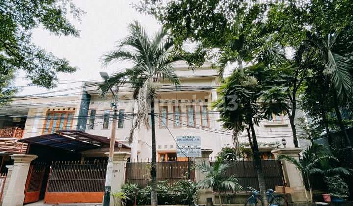 For Sale Luxury Ready-to-Occupy House on Jl. Birah Kebayoran Baru, South Jakarta