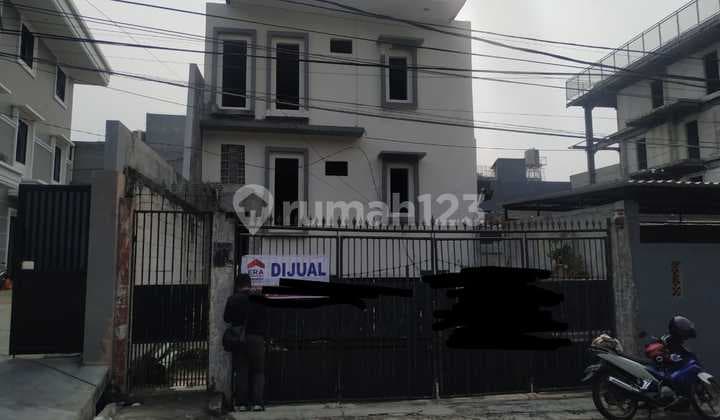 Dijual Rumah siap Huni Bangunan Kosan 15 Kamar Radio Dalam Kebayoran Baru Jakarta Selatan