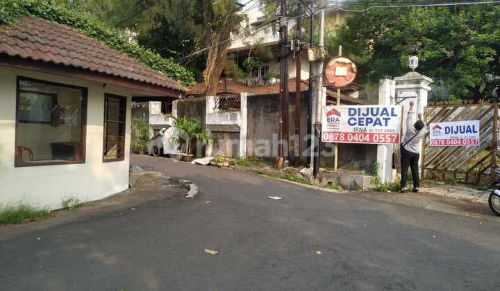 PRICE DROP Old House for Sale, Land Included, Jl. Margaguna Radio Dalam, Gandaria Utara, Kebayoran Baru, South Jakarta