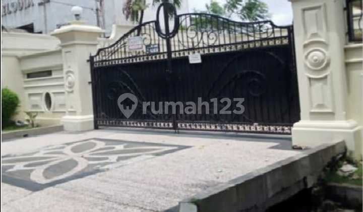 Rumah Mewah Jemur Andayani Wonocolo Surabaya Selatan
