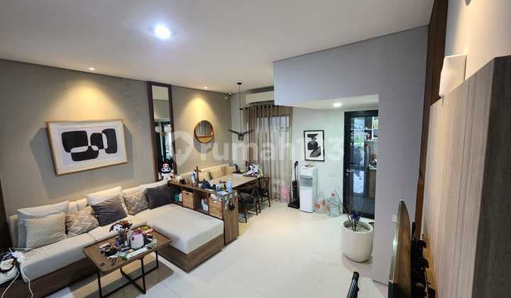 Rumah Minimalis di Crystal Golf Citraland Surabaya Barat