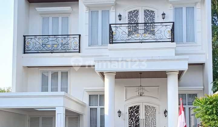 Rumah Pakuwon Indah Classic Terawat High Spec Siap Masuk! Sebelah Graha