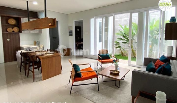 RUMAH BARU MINIMALIS DI JAKARTA TIMUR DI KELILINGI 5 PINTU TOL PASTI SUKA