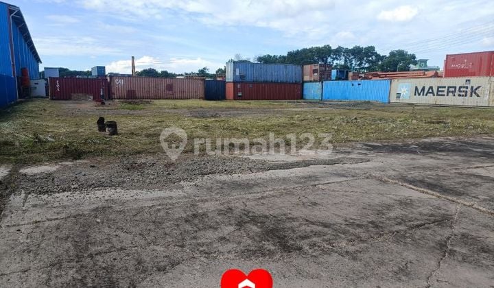 Land on Jakarta Cikampek Toll Road, Tambun, Bekasi.