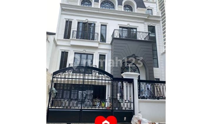 4-Story Renovated New House with Lift in Kebayoran Baru, South Jakarta