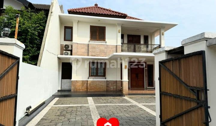 House on Jl Siaga Raya, Pejaten, South Jakarta.