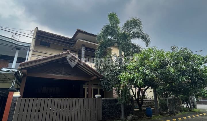 Dijual Rumah LUX di Batununggal Furnish Strategis Lokasi Premium