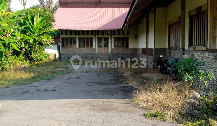 Tanah Ex Rumah Makan Strategis Dekat Jalan Nasional Cilacap Jawa Tengah