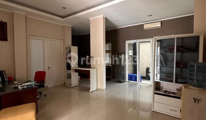 Rumah Cigadung Terawat Semi Furnish - Kawasan Favorit Bandung Utara