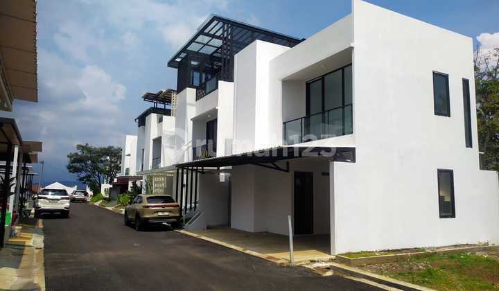 Rumah Baru Minimalis Modern Eksklusif Dalam Cluster Garut