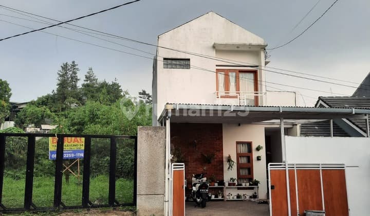 Dijual Rumah Strategis di Pasir Impun Bandung, Nyaman & Terawat