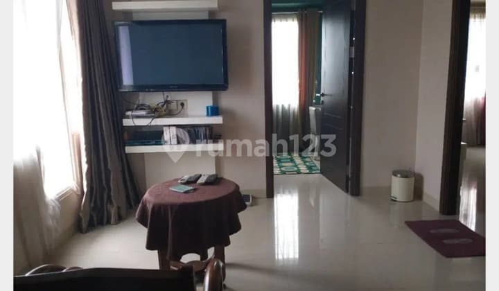 APARTEMEN DEKAT KAMPUS DAN PERKANTORAN SEMI FURNISHED CIUMBULEUIT