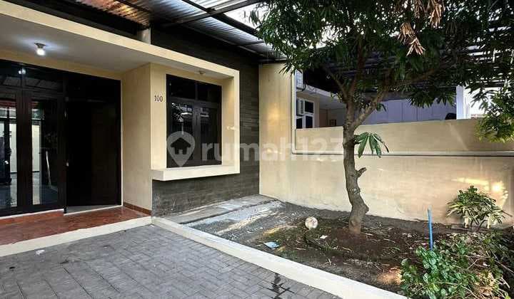 Rumah Minimalis Setra Dago Antapani - Halaman Depan dan Belakang Luas, Dekat Masjid