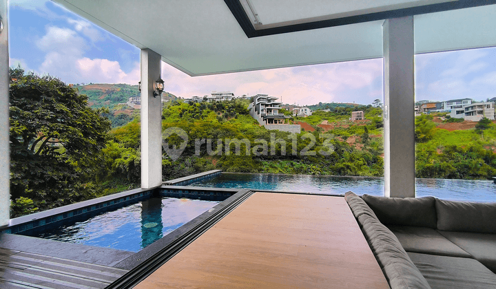 Mewah Villa Dago Cocok Untuk Investasi - Full Furnish