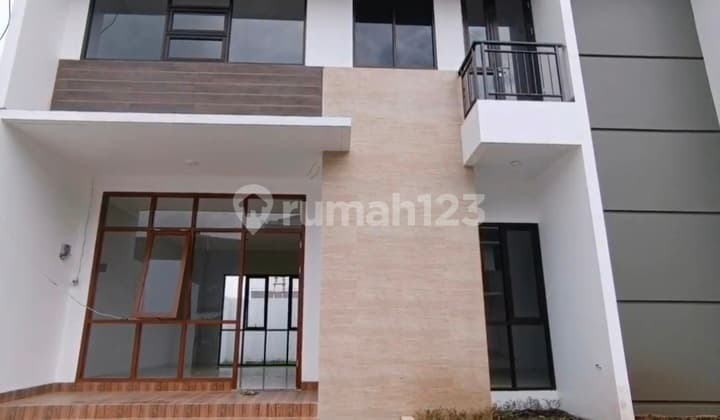 Rumah Baru Minimalis Modern One Gate System, Selangkah Ke Tol Buahbatu