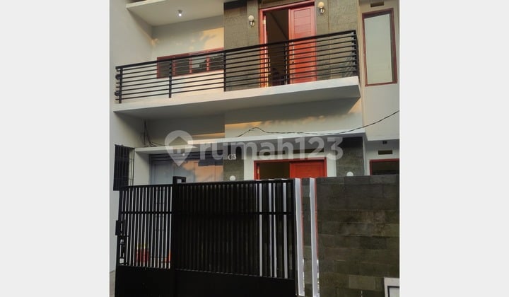 Rumah Modern Ujung Berung Bandung - 5 menit ke Alun-alun dan Rumah Sakit