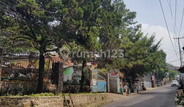 For Sale: House and Land, 1500m² area, 300m² building size, Dream, Lush, Strategic Location in Cikutra Bojong Koneng, Bandung.