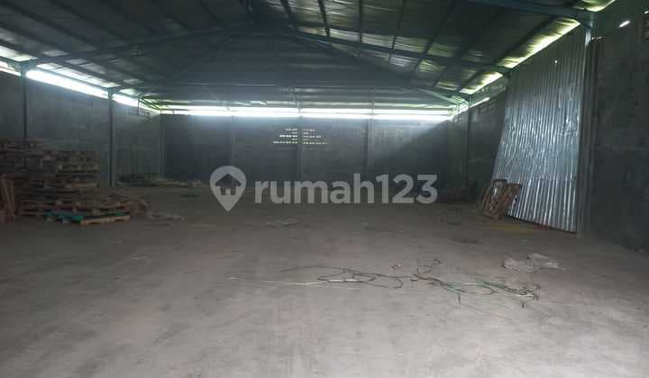 Gudang Disewakan Siap Pakai Dekat Kampus Usm di Muktiharjo Raya, Pedurungan, Semarang Timur (11.959-Lis)