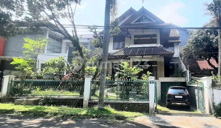Rumah Asri di Jln. Setramurni Dekat Tol. Pasteur Bdg