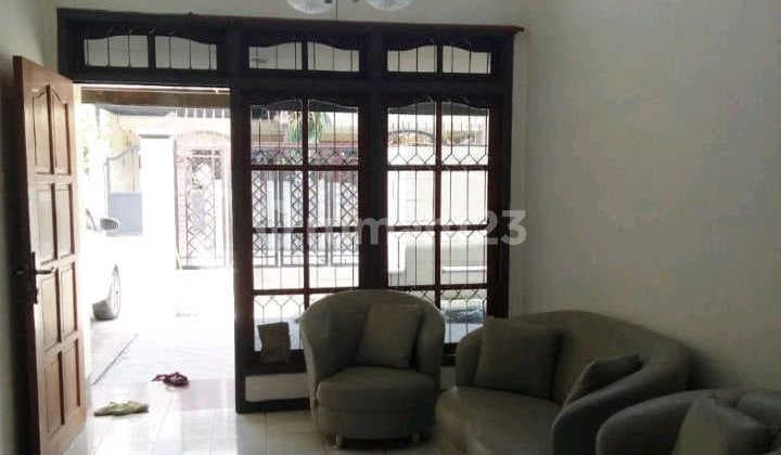 For Rent: Kertajaya Indah Timur Area House, Rent 75 million per year, Minimum 2 years.