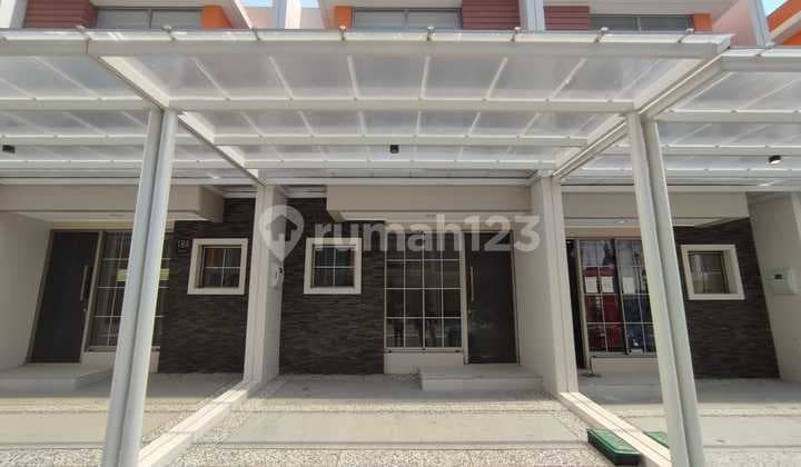 2-Story House in Arcadia Cluster, Size 4.5x10, PIK2, Good Condition