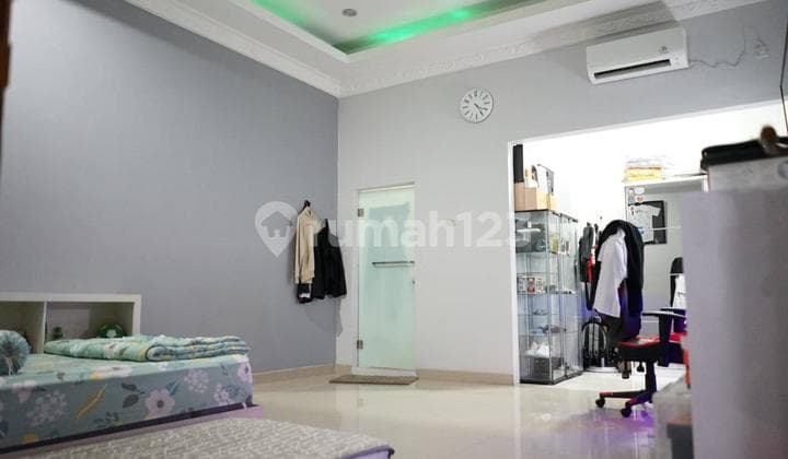 Price Drop: Clean and Comfortable Ready-to-Occupy Orange Orchard House