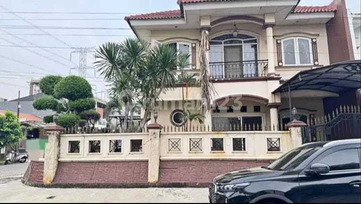 Rumah Bagus 2 Lantai Hook SHM Metro Permata 2 LT 15X13.5m2 Tangerang