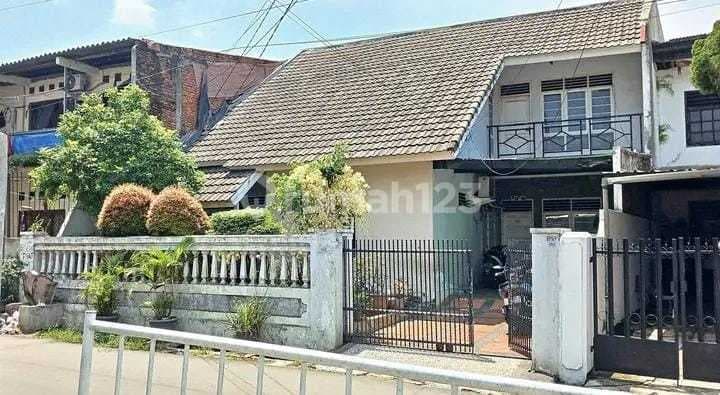 Rumah Termurah Taman Asri Cipadu Lt 250m2 Tangerang
