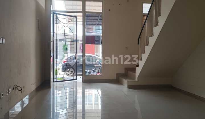 Rumah Green Lake City Lt 4x15m2 Jakarta Barat