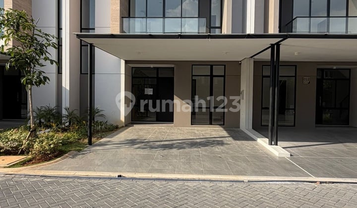 Dijual Cepat .. Rumah Villa Pasir Putih Pik 2 , Bagus , High Ceiling , Langsung Huni