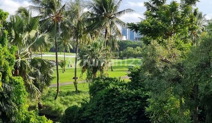 SUPER RARE .. QUICK SALE CROWN GOLF PIK HOUSE, BEST GOLF VIEW