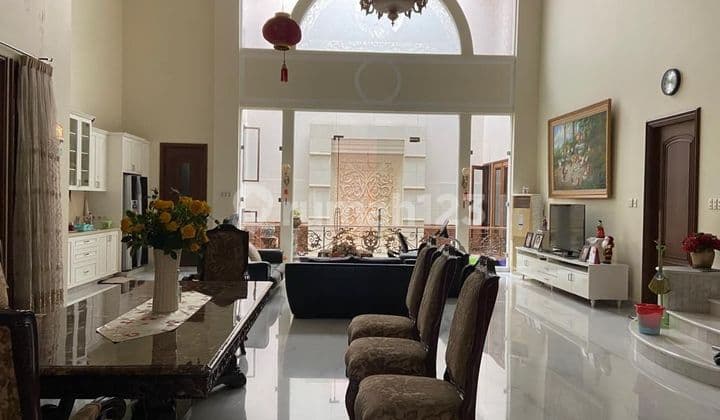 TURUN HARGA .. JARANG ADA , DIJUAL CEPAT RUMAH MEWAH PLUIT PUTRI , HIGH CEILING SANGAT RAPI