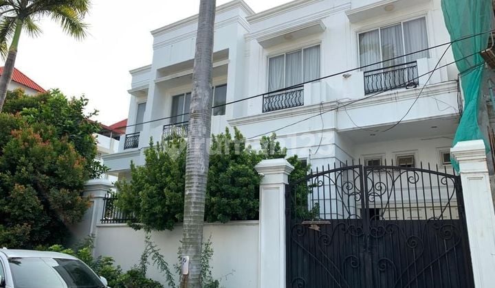 Harus Terjual Cepat .. Rumah Huk Di Pluit , Ada Private Pool , Marmer , Hadap Timur Dan Selatan , Murahh