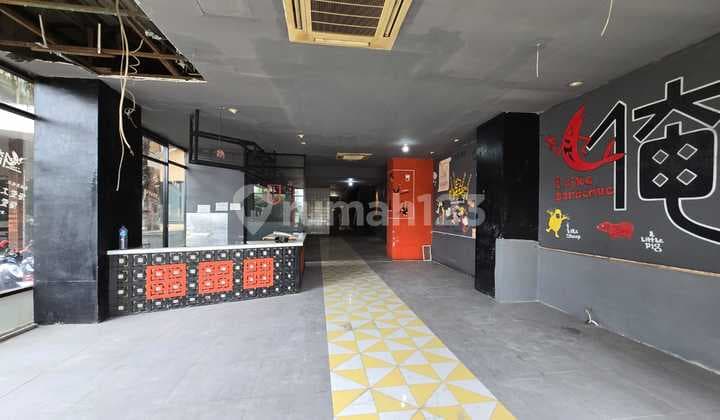 Turun Harga Disewakan Cepat .. Ruko Pik 1 Boulevard , Extra Pelataran 85 Mtr , Seperti Ruko Gandeng Cocok untuk Klinik Kecantikan , Bank , Kantor Dll