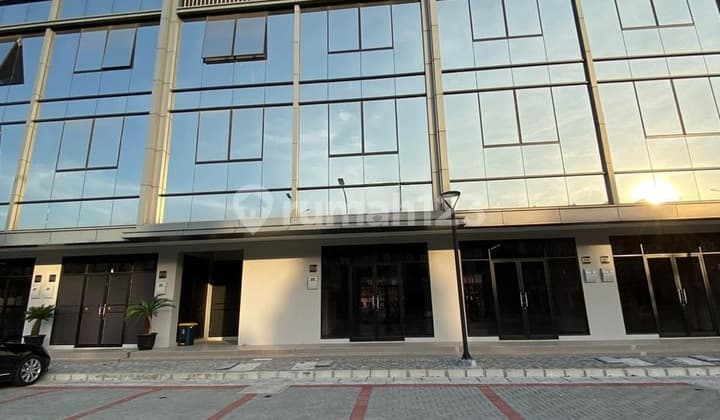 Siapa Cepat Dia Dapat .. Dijual Rugi Banyakk Dr Sp Ruko Osaka Pik 2 , 2 Muka , View Danau , Hoek Dan Badan