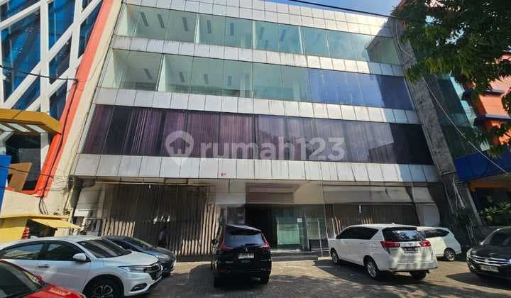 Disewakan Cepat.. Gedung Melawai Raya Jaksel , Cocok Untuk Office, Bank Dll Ready Pakai , Sdh Ada Lift