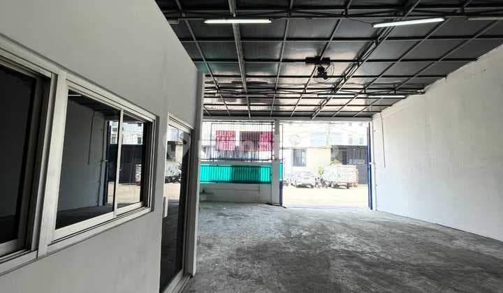 Dijual Cepat.. Gudang Elang Laut , Gudang 3 Lantai Ada Lift Barang, Siap Pakai