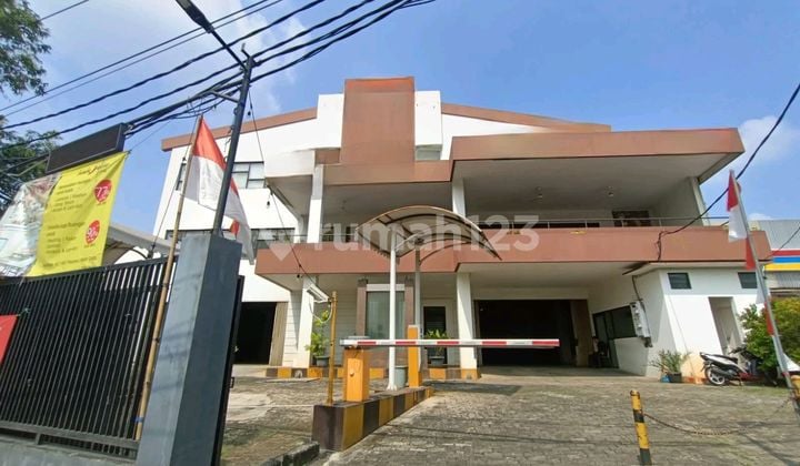 Dijual Cepatt .. Gedung Di Ciledug Cocok Unt Resto , Showroom , Bank , Kantor Dll