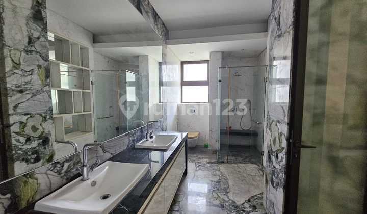 Disewakan Murahh .. Rumah Mewah Minimalis Pluit , Full Marmer , Ada Lift , Furnished Mewah Tinggal Angkat Koper