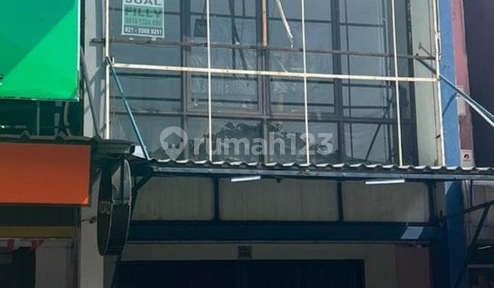 For Sale: 2-Story Shop House in the Graha Raya Bintaro Area