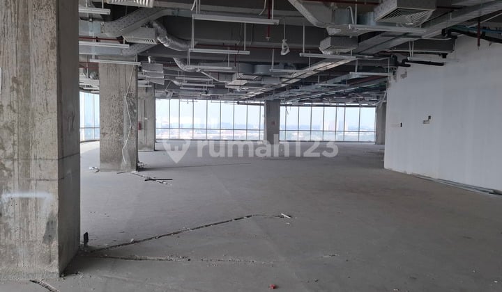 Disewakan ruang kantor di Associate Tower, Serpong luasan 200m2 - Full floor